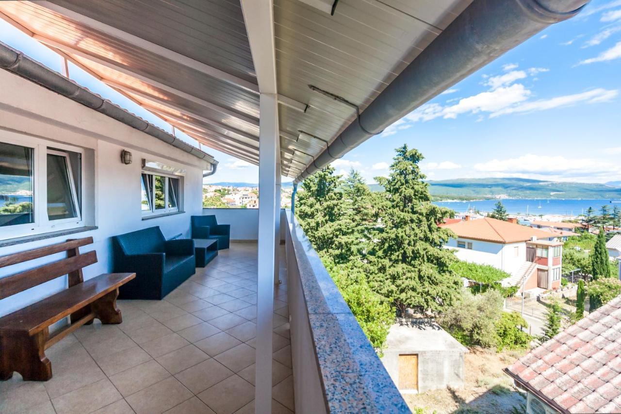 Apartments & Rooms Strcic Petra Krk Town Exterior photo